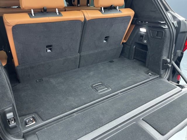 Used 2021 BMW X7 M50i w/ Cold Weather Package image 25