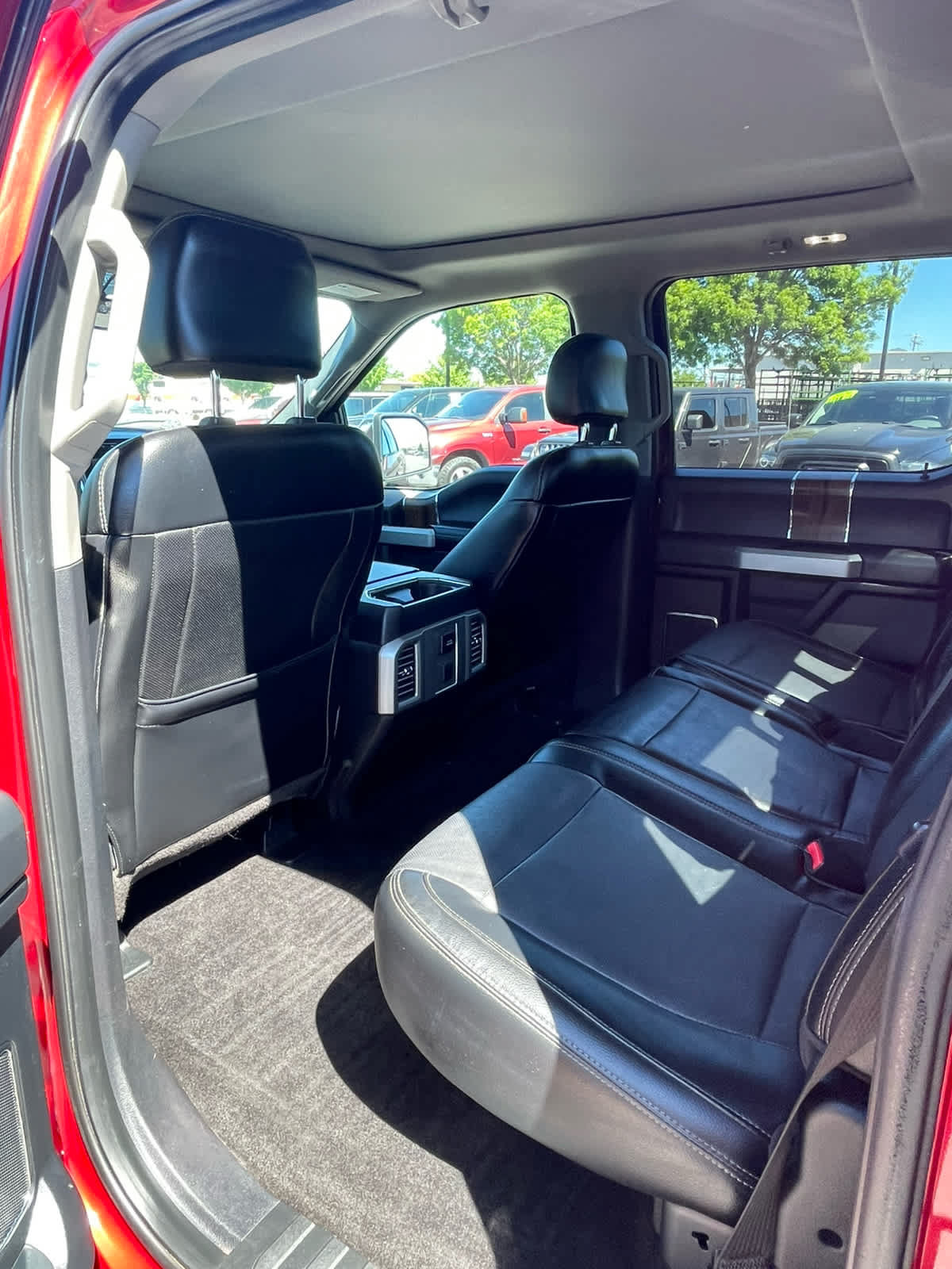Used 2015 Ford F150 Lariat AWD/4WD image 29