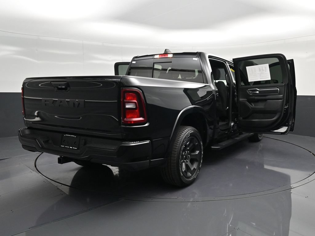 Used 2025 RAM 1500 Big Horn RWD image 36