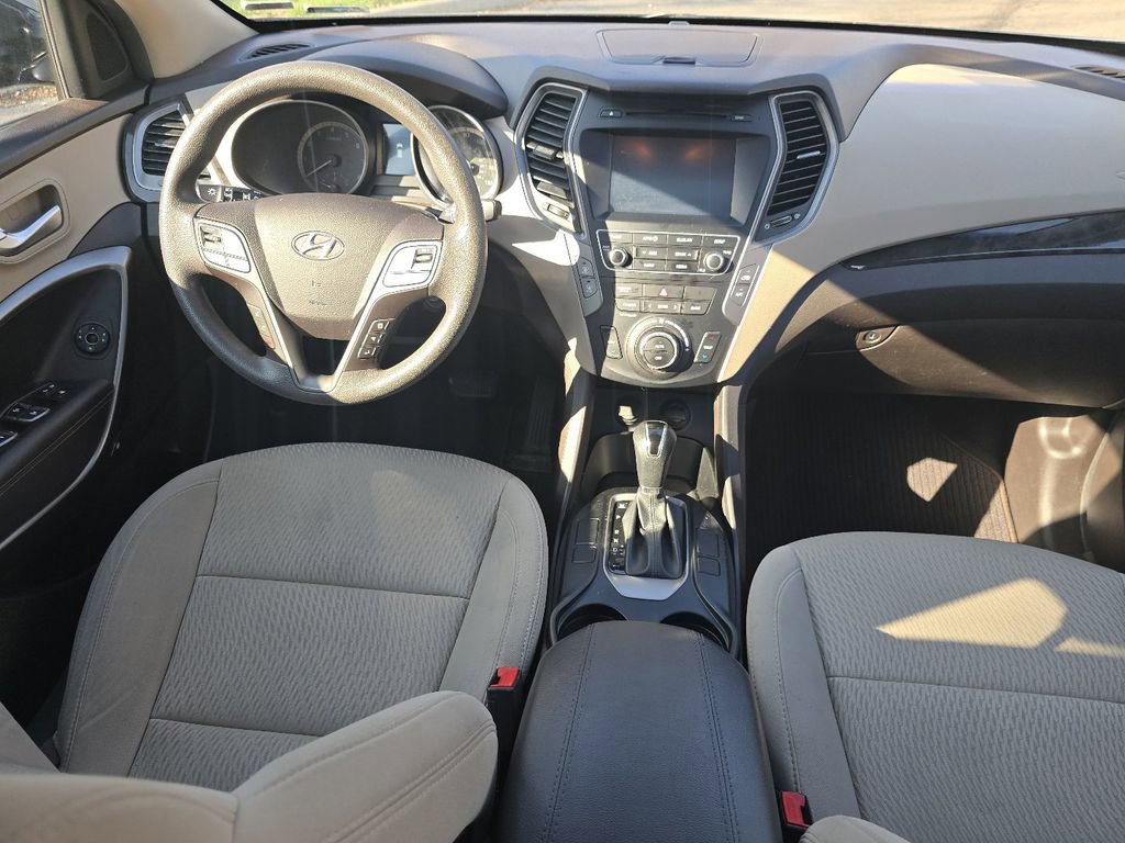 Used 2017 Hyundai Santa Fe Sport image 19