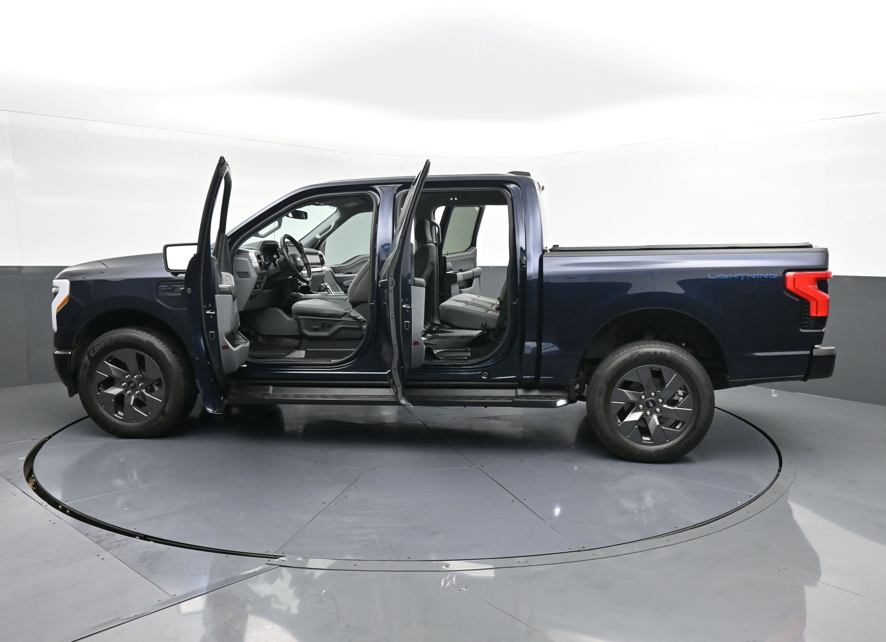 Used 2023 Ford F150 Lightning XLT w/ Equipment Group 312A High image 41