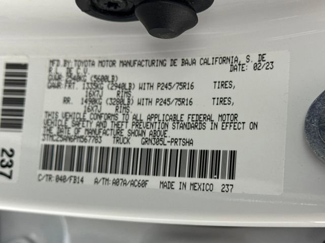 Used 2023 Toyota Tacoma SR AWD/4WD image 17