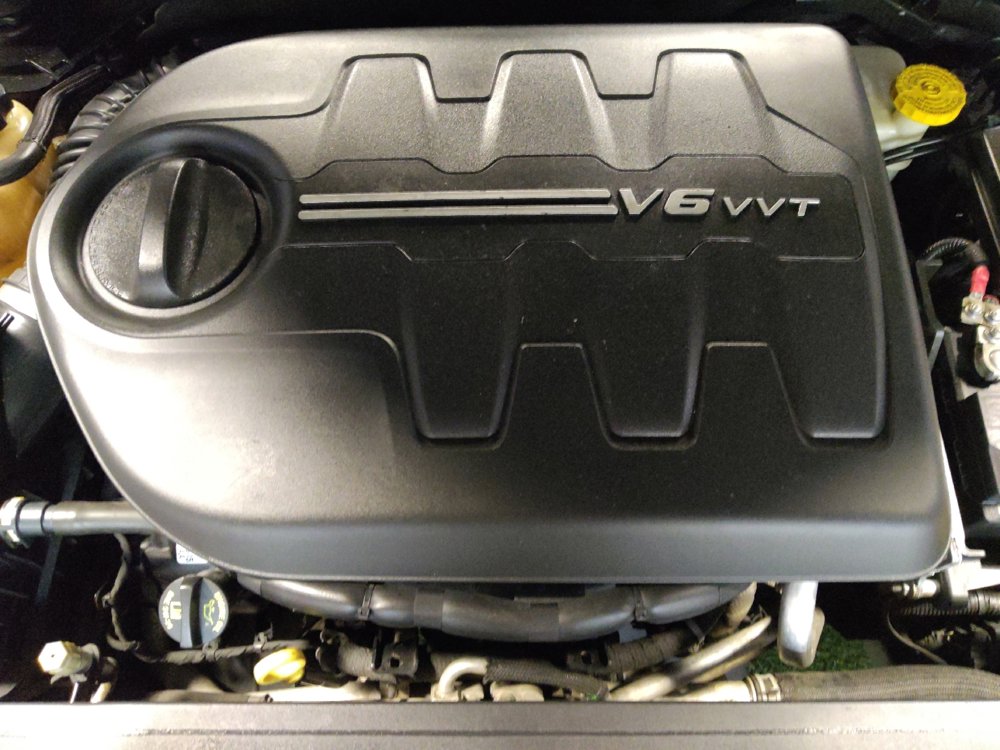 Used 2015 Chrysler 200 S w/ Navigation & Sound Group I image 30