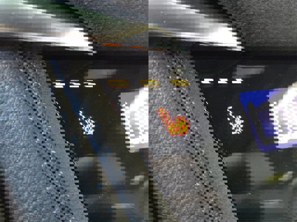 New 2025 Cadillac XT6 Luxury image 21