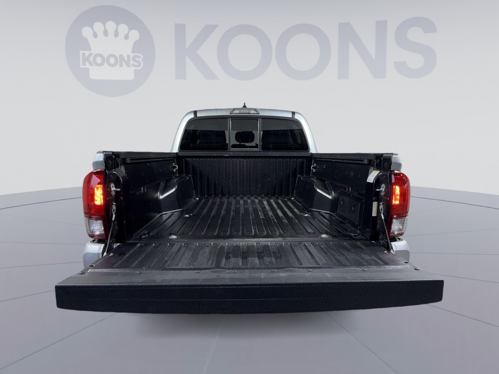 Used 2023 Toyota Tacoma SR w/ SR Convenience Package RWD image 24
