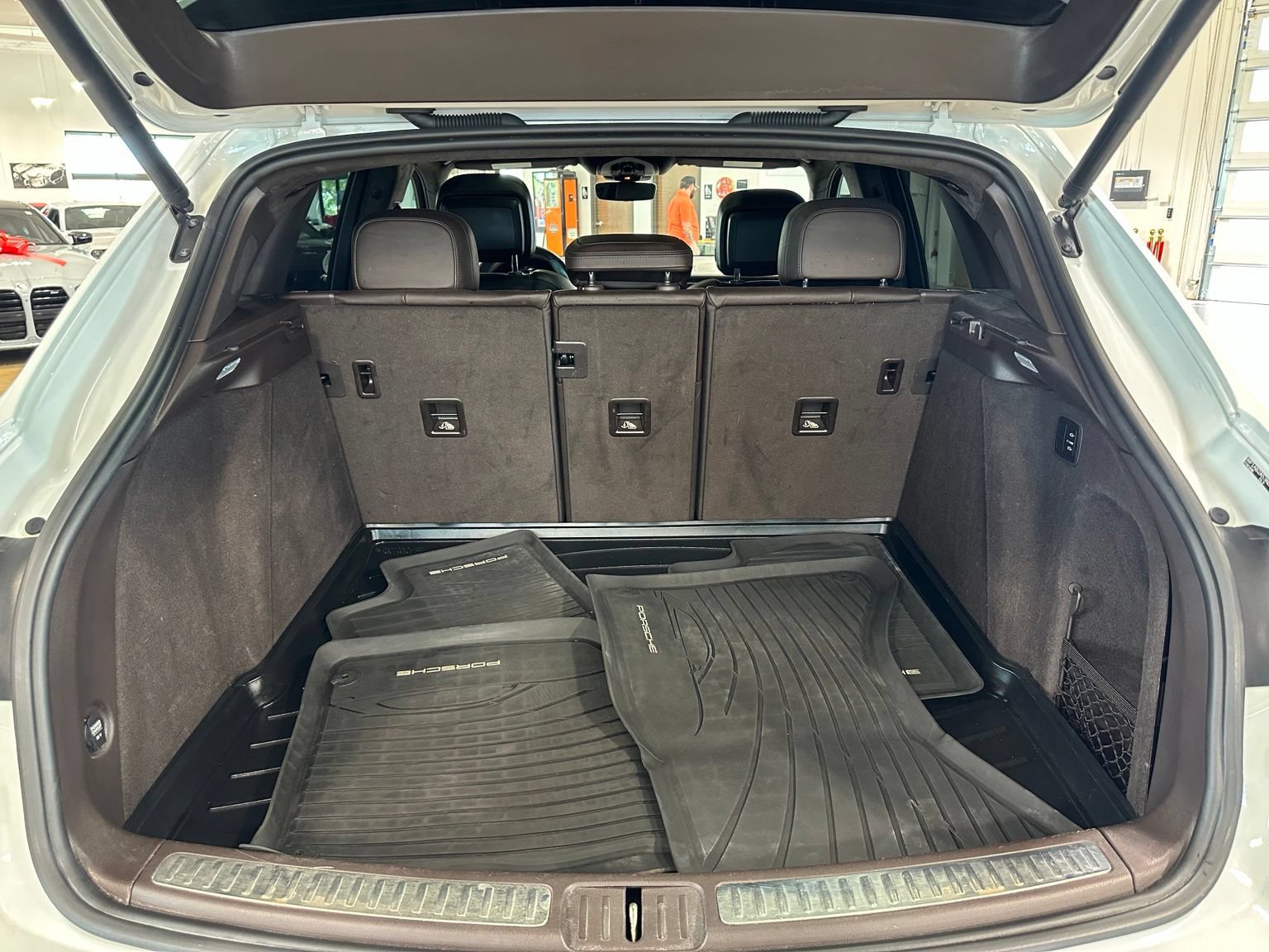 Used 2019 Porsche Macan S w/ Premium Package Plus AWD/4WD image 45
