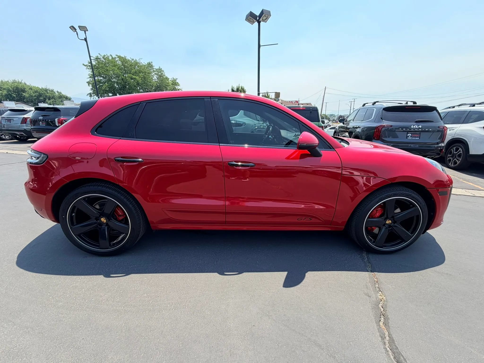 Used 2020 Porsche Macan GTS w/ Sport Chrono Package AWD/4WD image 3