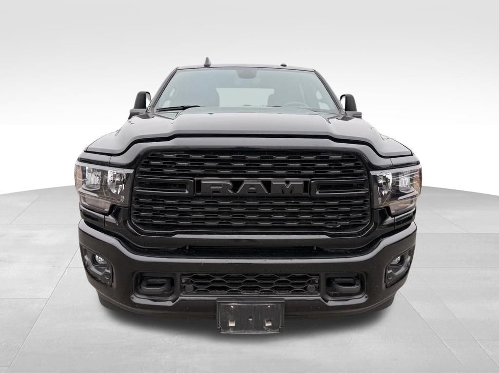 Used 2023 RAM 2500 Big Horn w/ Night Edition AWD/4WD image 3