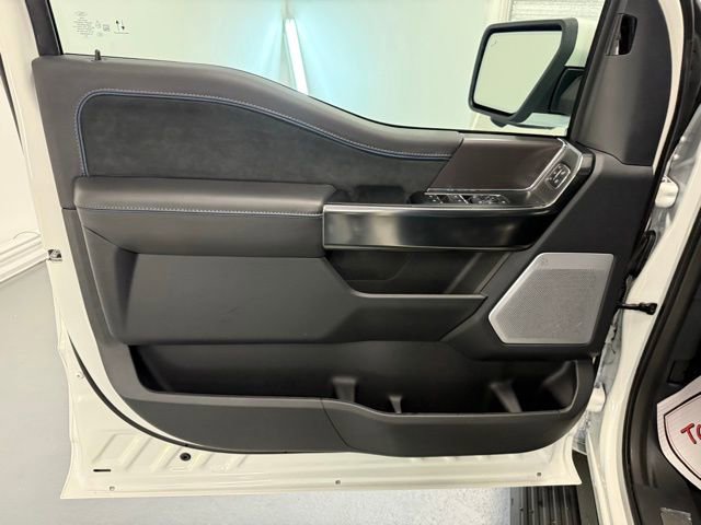 New 2025 Ford F150 Platinum w/ Equipment Group 702A High image 13