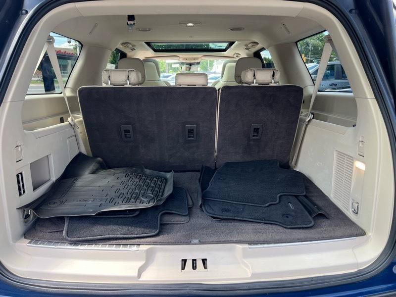 Used 2018 Lincoln Navigator L Reserve w/ Technology Package AWD/4WD image 10