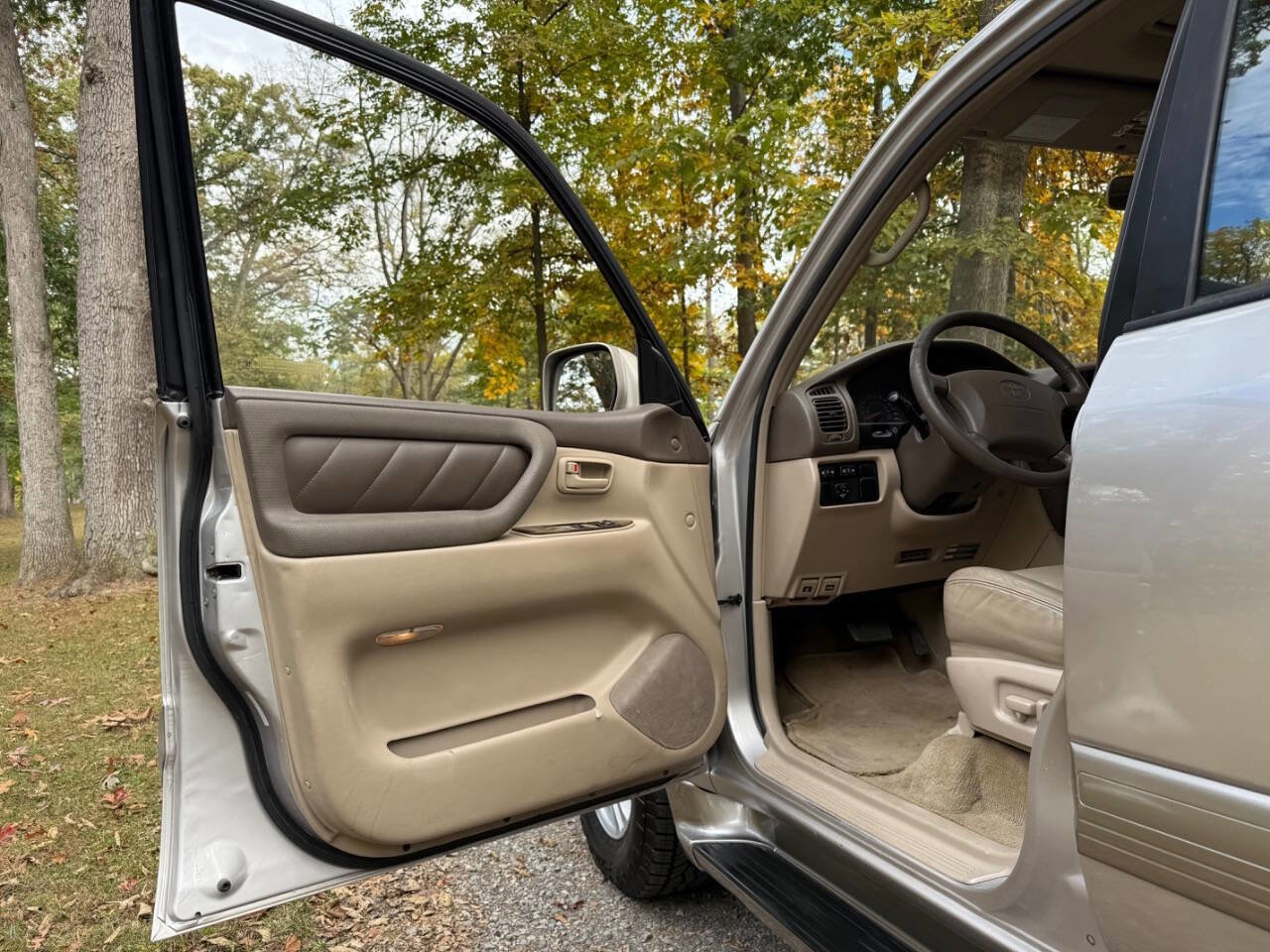 Used 2000 Toyota Land Cruiser image 45