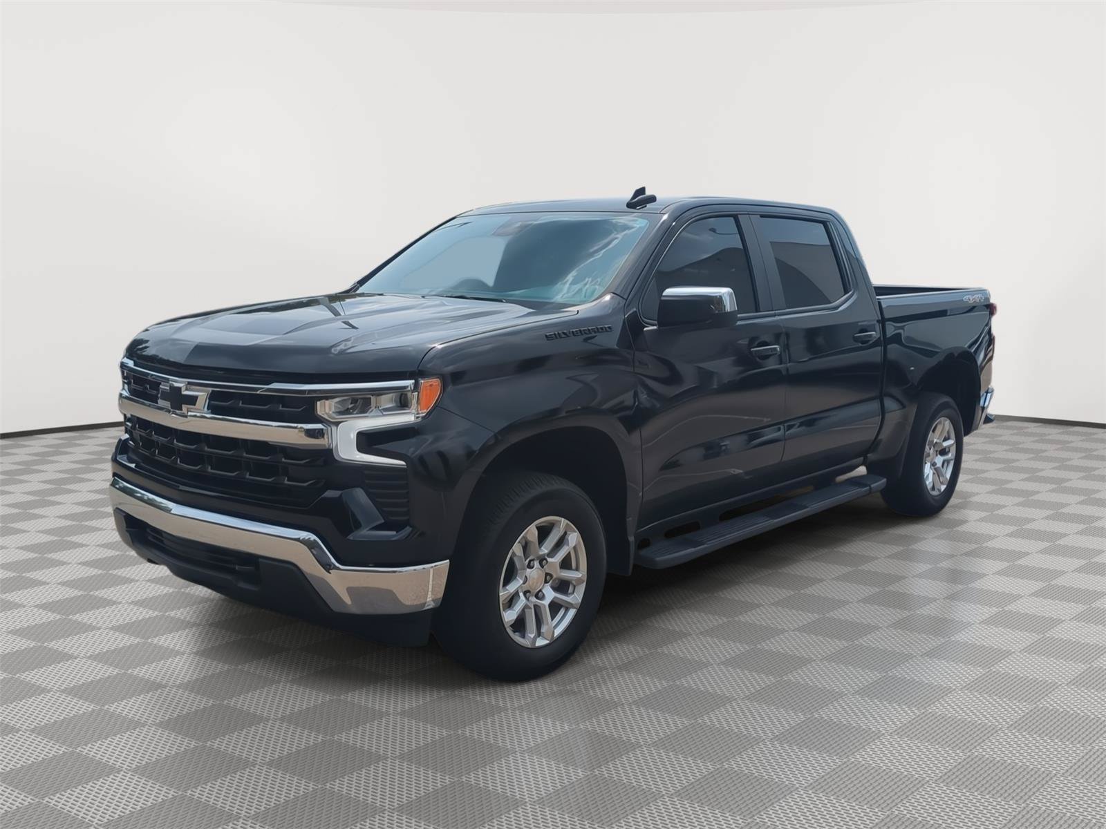 Used 2024 Chevrolet Silverado 1500 LT AWD/4WD video 1