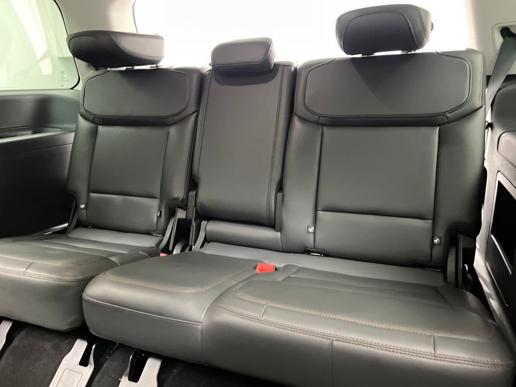 Used 2025 Ford Expedition Active image 33