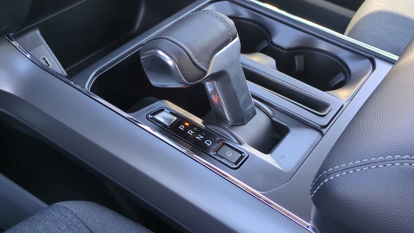 New 2025 Ford F150 Lightning XLT AWD/4WD image 31