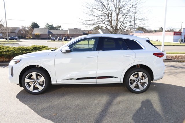 New 2025 Audi Q5 Premium Plus image 6