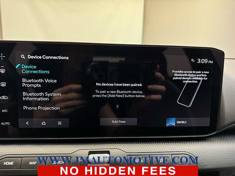 Used 2025 Kia K4 GT-Line w/ GT-Line Sunroof Package FWD image 25
