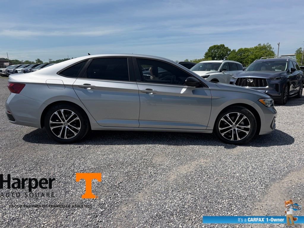 Used 2023 Volkswagen Jetta Sport FWD image 6