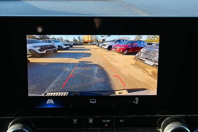 Used 2023 Chevrolet Colorado Z71 w/ Advanced Trailering Package image 20