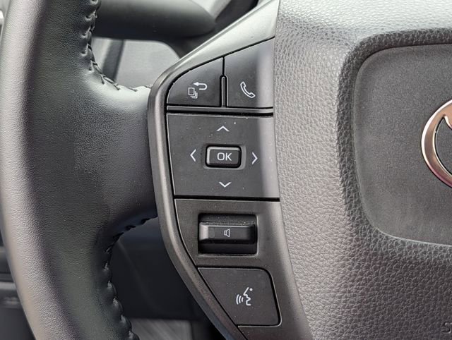 Used 2023 Toyota Prius LE image 21