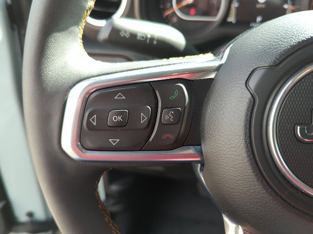 Used 2024 Jeep Wrangler Unlimited Sahara w/ Technology Group AWD/4WD image 12