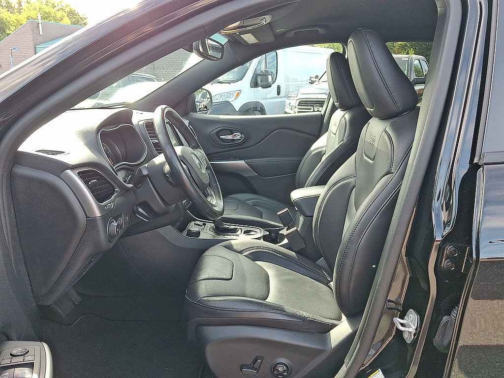Used 2020 Jeep Cherokee High Altitude AWD/4WD image 17