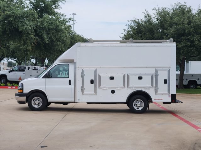 New 2025 Chevrolet Express 3500 w/ Power Convenience Package RWD image 11