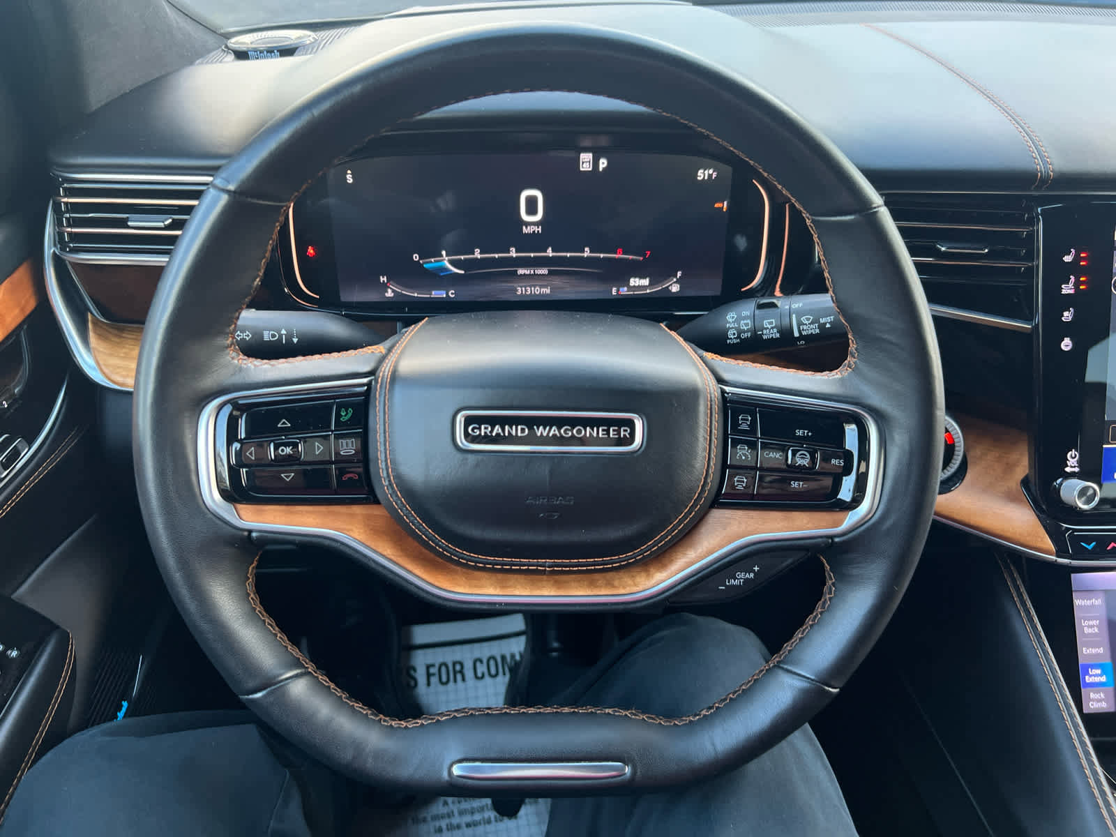 Used 2024 Jeep Grand Wagoneer L Series III image 20