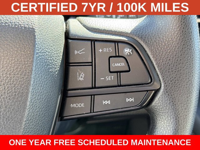 Used 2026 Toyota Sienna LE FWD image 23