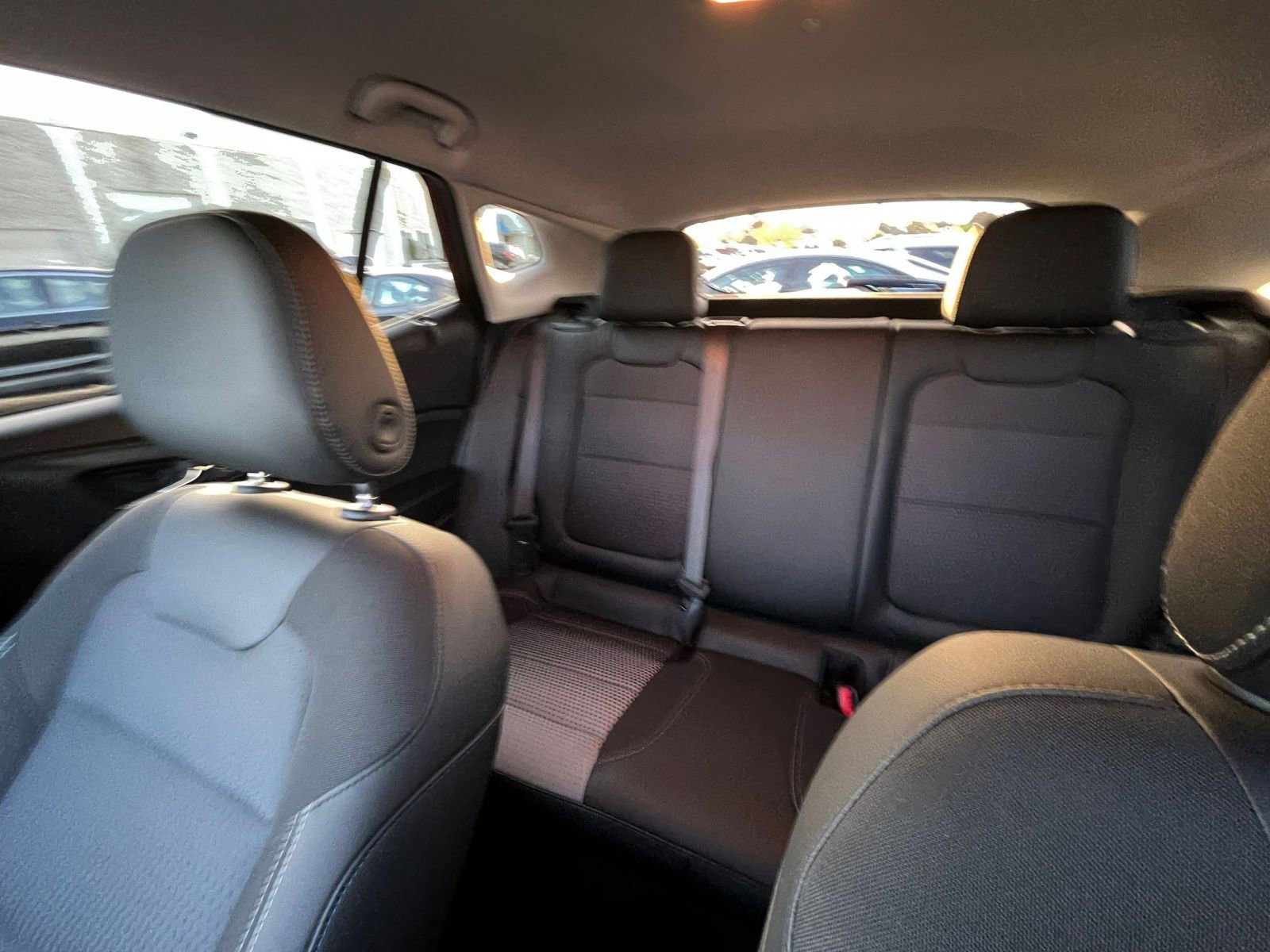 Used 2025 Chevrolet Trax LT w/ LT Convenience Package image 37