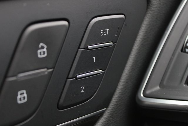 Used 2019 Audi Q5 2.0T Premium Plus w/ Premium Plus Package image 4