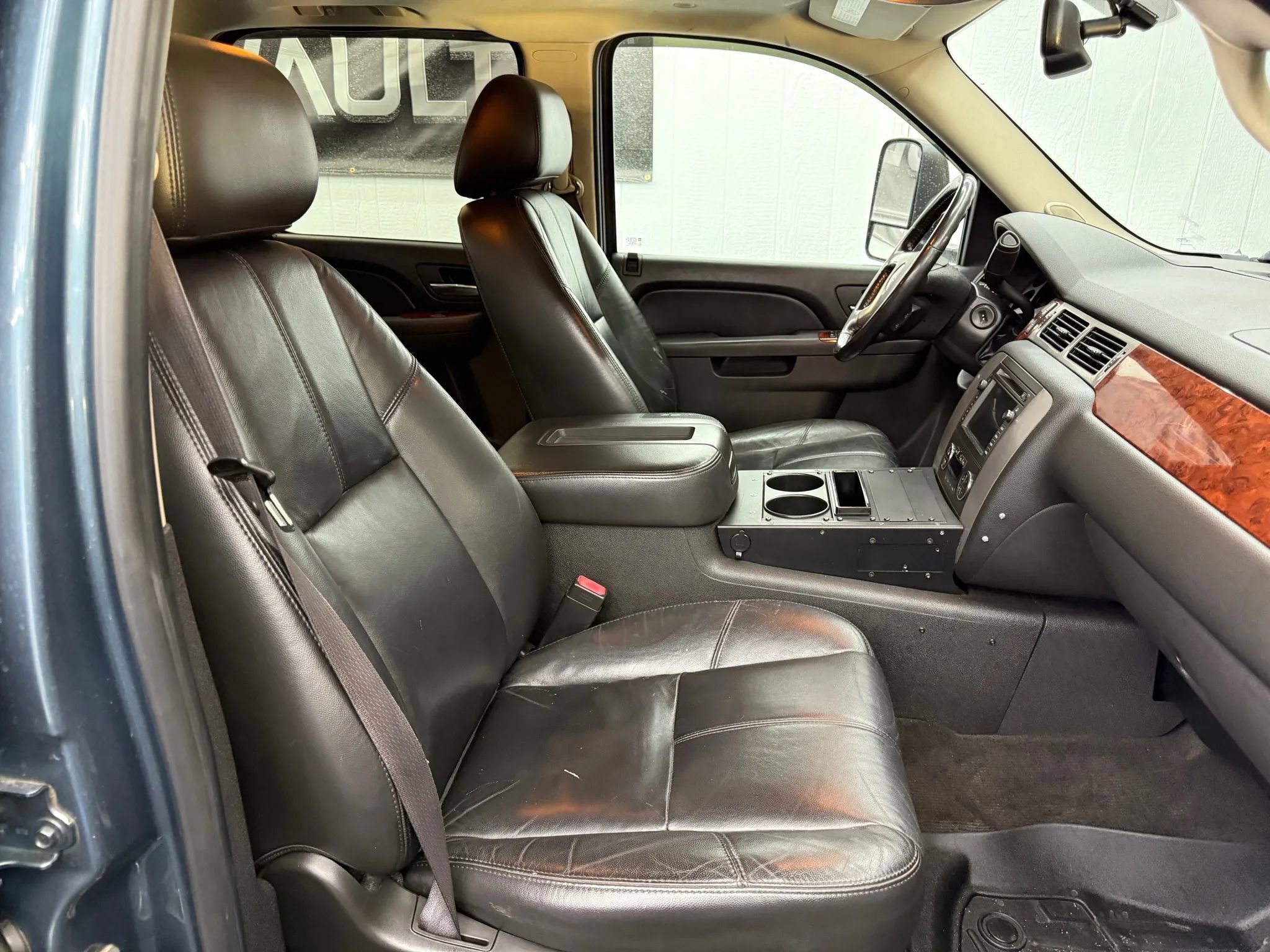 Used 2011 GMC Sierra 2500 SLT image 6