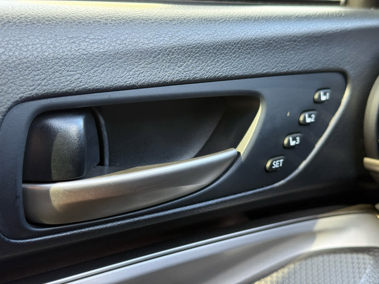 Used 2015 Lexus RC 350 image 29