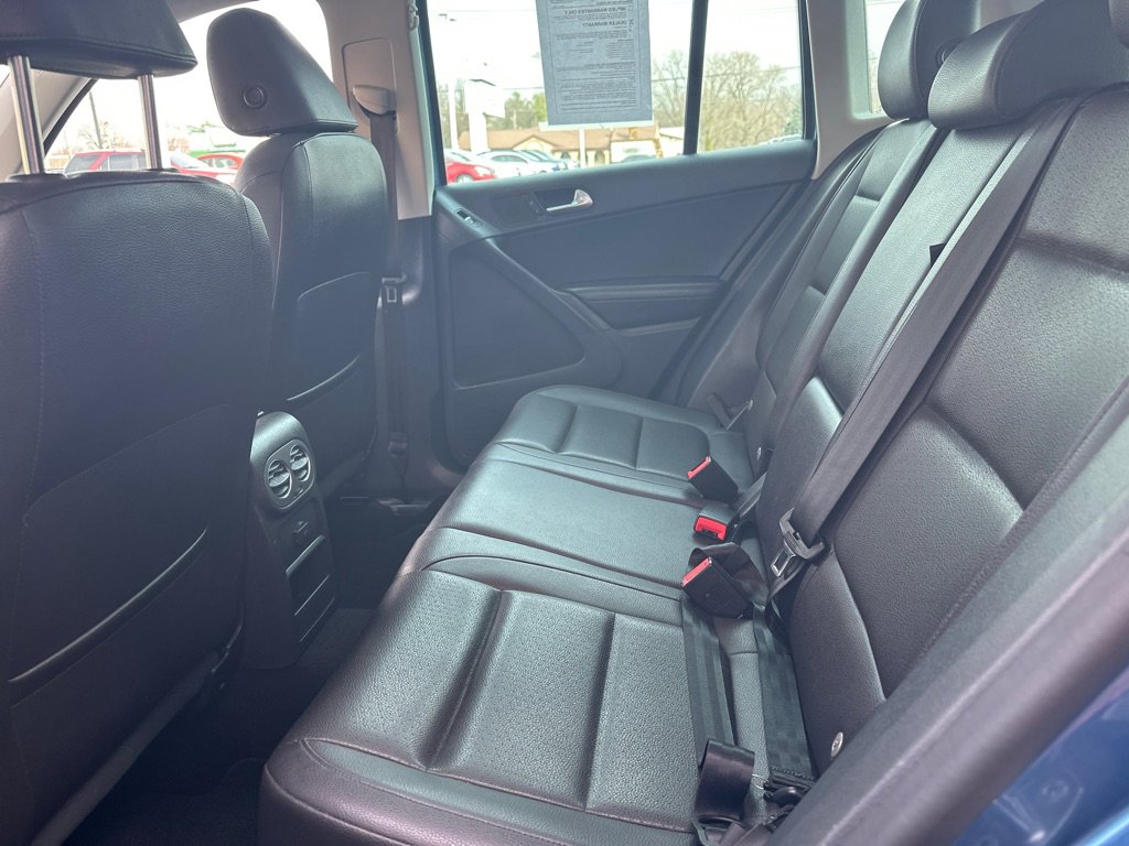 Used 2017 Volkswagen Tiguan Wolfsburg Edition image 18