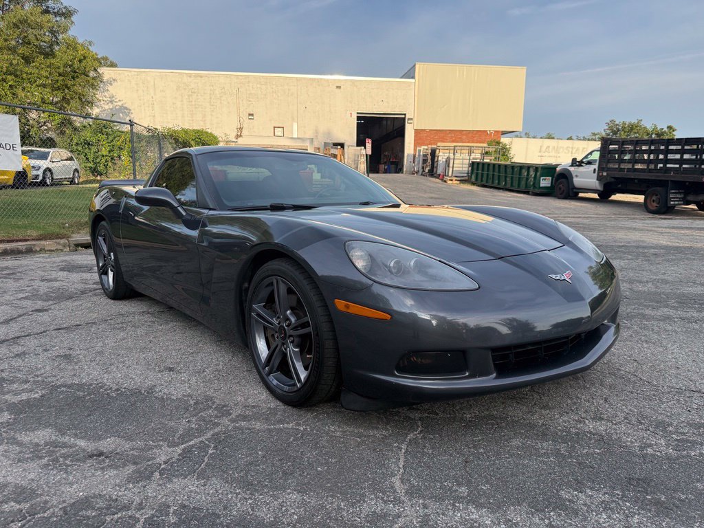 Used 2010 Chevrolet Corvette Coupe w/ 1LT RWD image 6