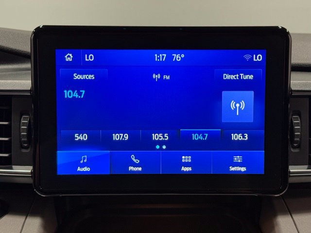 Used 2023 Ford Explorer XLT w/ Equipment Group 202A RWD image 21
