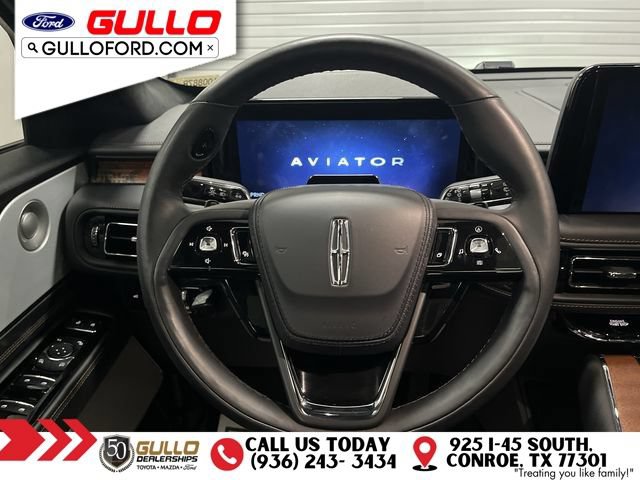 Used 2025 Lincoln Aviator Black Label AWD/4WD image 12