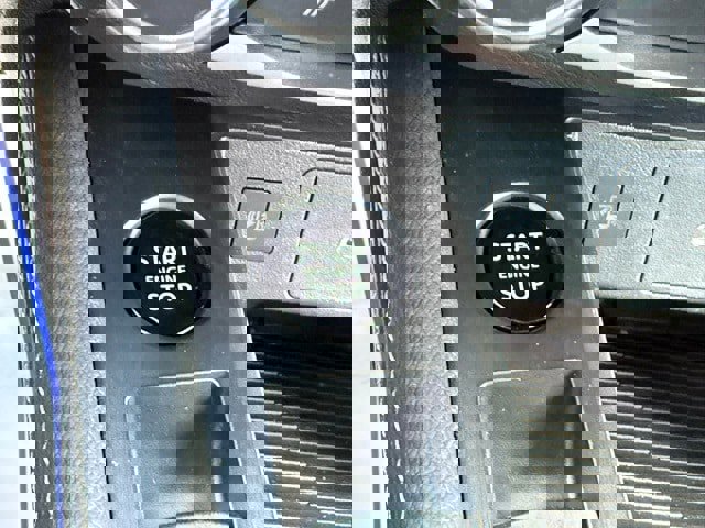 New 2025 Nissan Kicks SV image 27