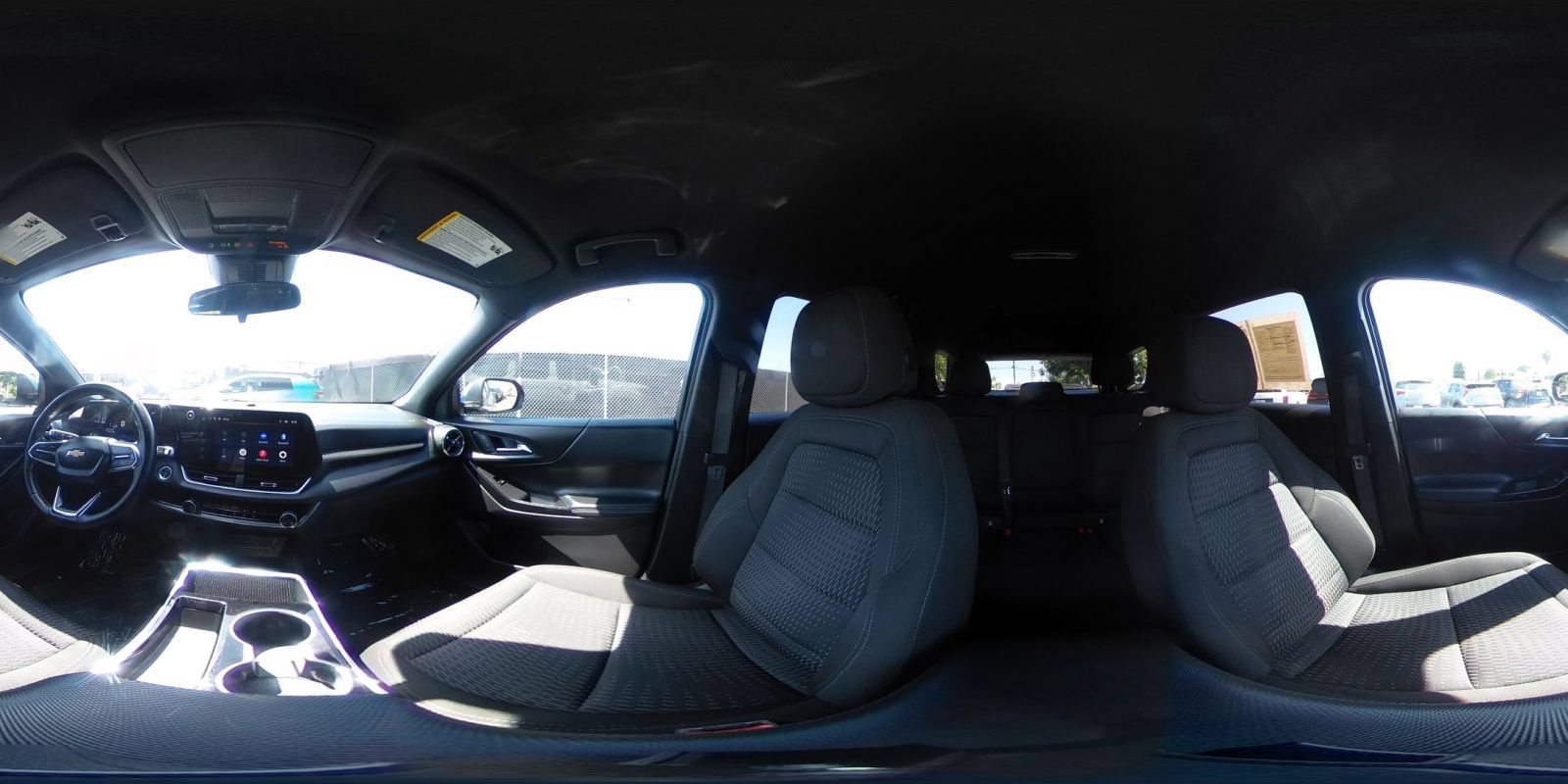 Used 2025 Chevrolet Equinox LT FWD image 42
