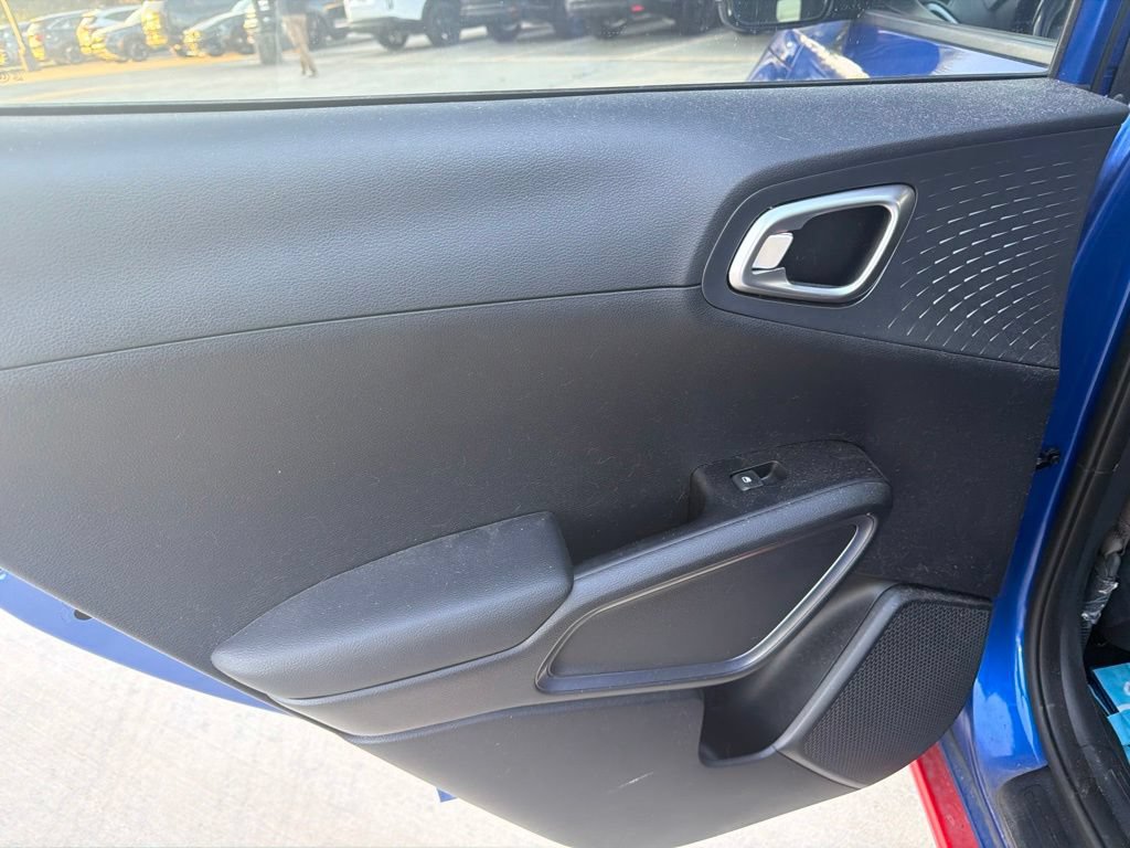 Used 2021 Kia Soul GT-Line FWD image 28