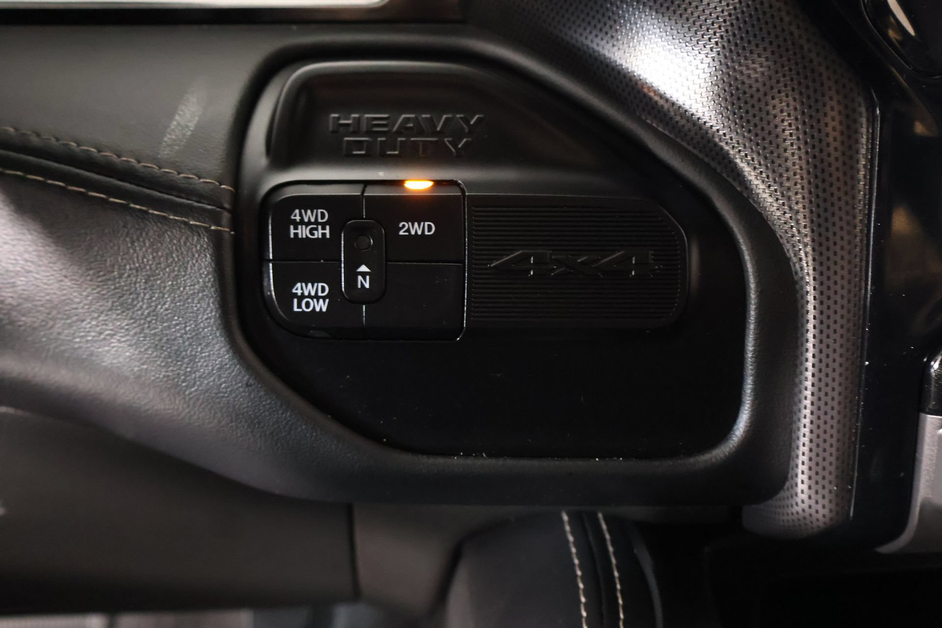 Used 2024 RAM 2500 Limited AWD/4WD image 9