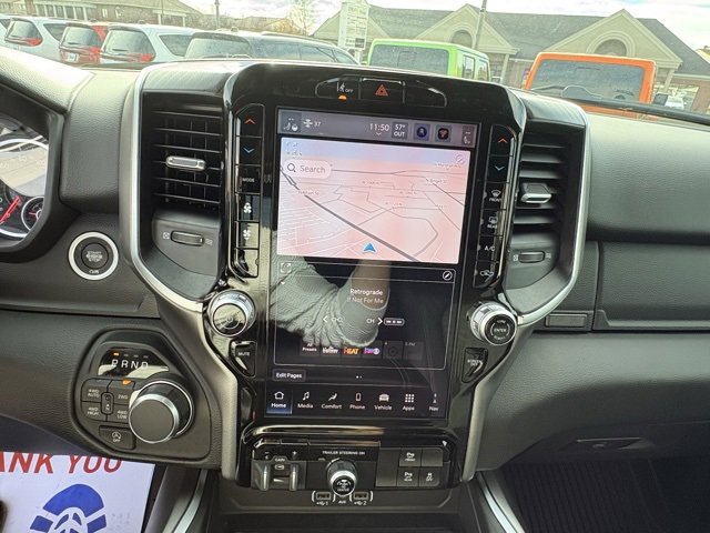 New 2026 RAM 1500 4x4 Crew Cab image 16