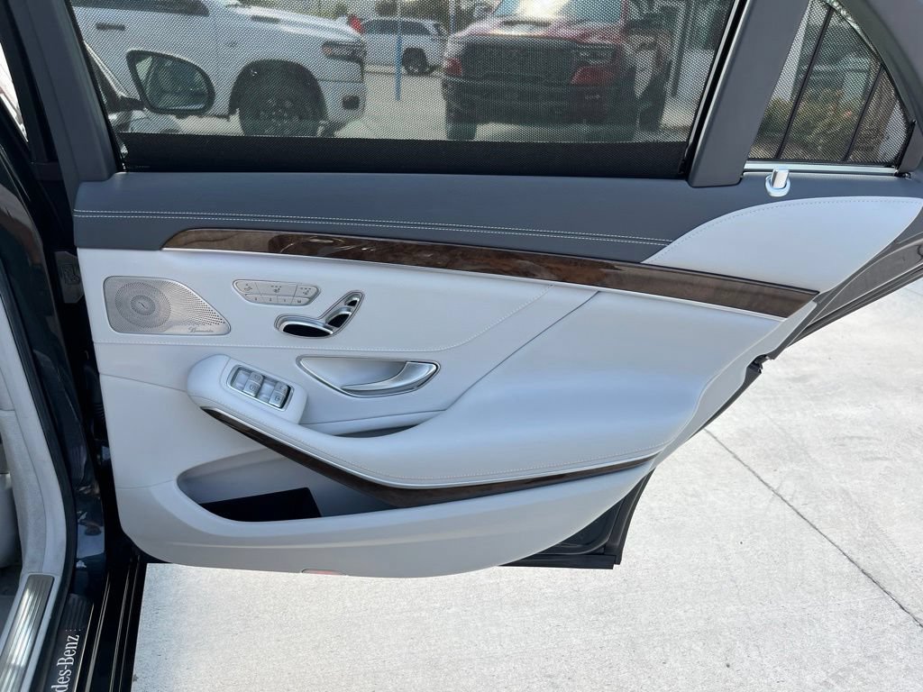 Used 2015 Mercedes-Benz S 550 Sedan image 26