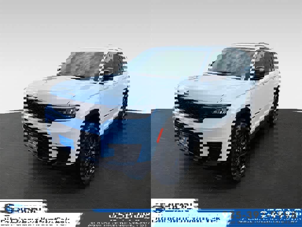 Used 2024 Jeep Grand Cherokee L Laredo