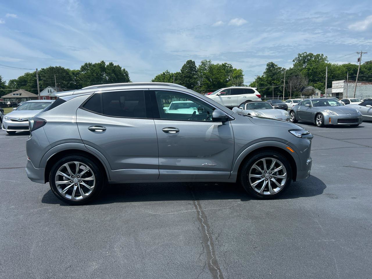 Used 2025 Buick Encore GX Avenir w/ Avenir Convenience Package FWD image 4