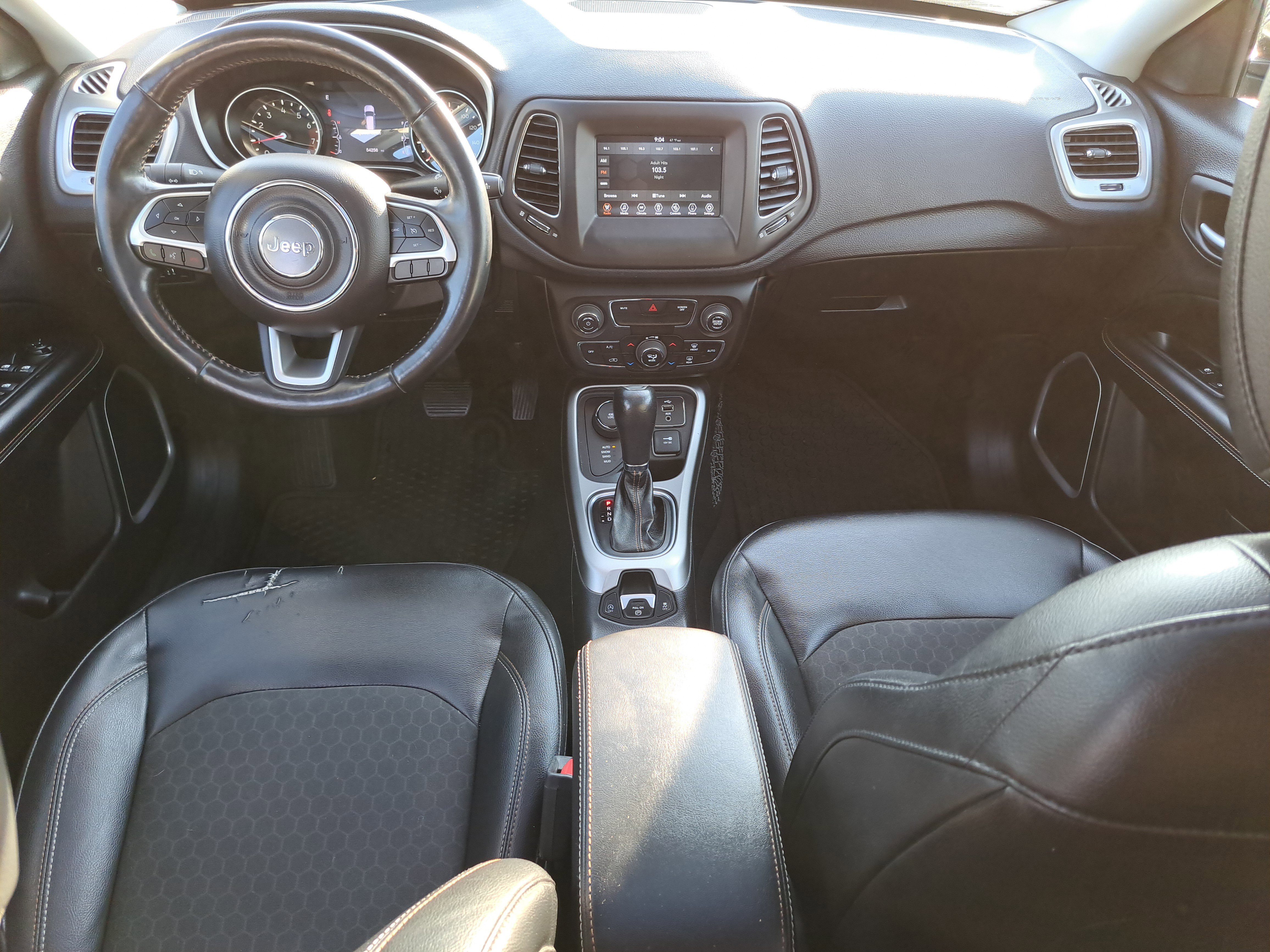 Used 2018 Jeep Compass Latitude w/ Popular Equipment Group image 8