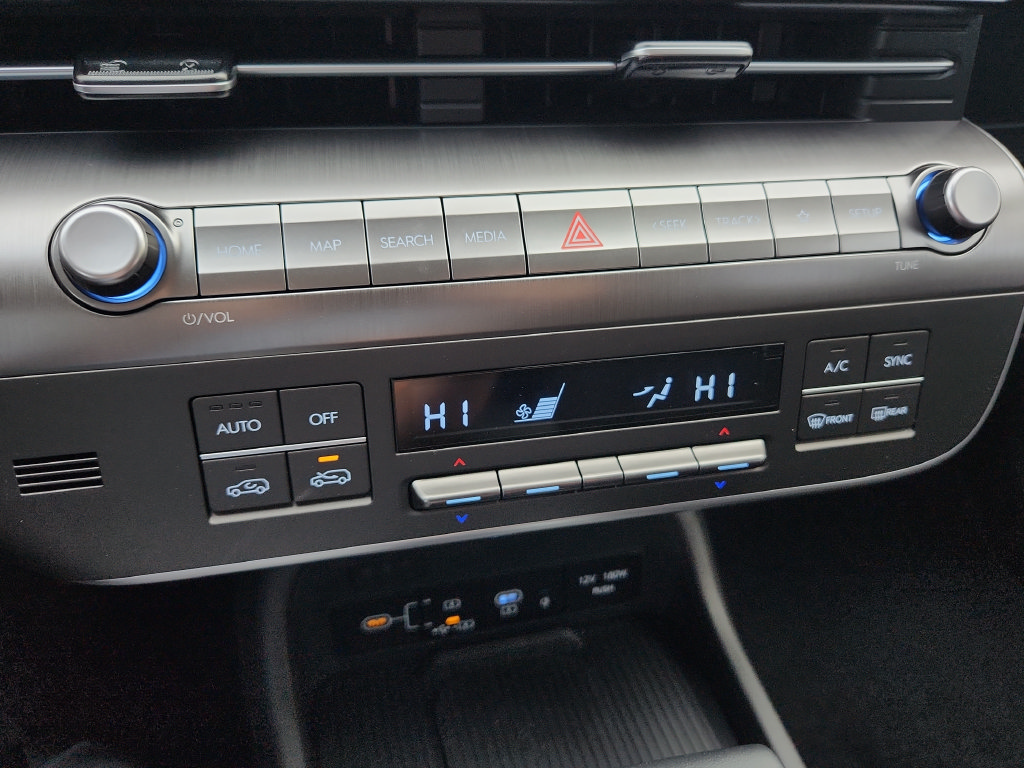 New 2026 Hyundai Kona SEL Sport AWD/4WD image 31