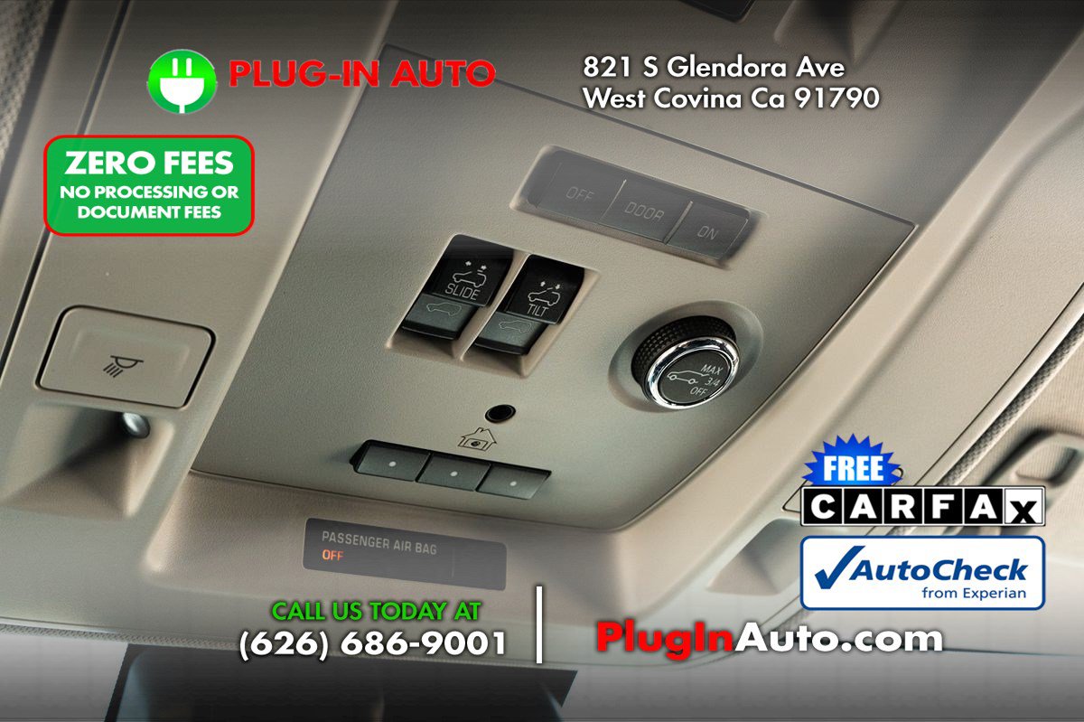 Used 2020 GMC Yukon Denali w/ Denali Premium Package AWD/4WD image 38