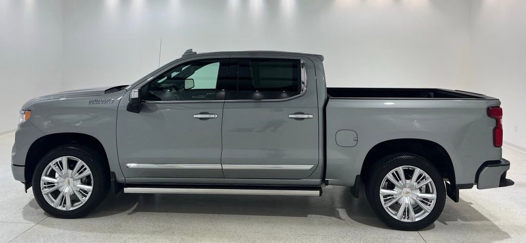 New 2025 Chevrolet Silverado 1500 High Country image 2