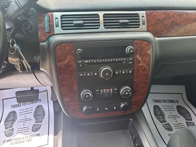 Used 2013 Chevrolet Avalanche LS w/ All-Star Edition AWD/4WD image 6