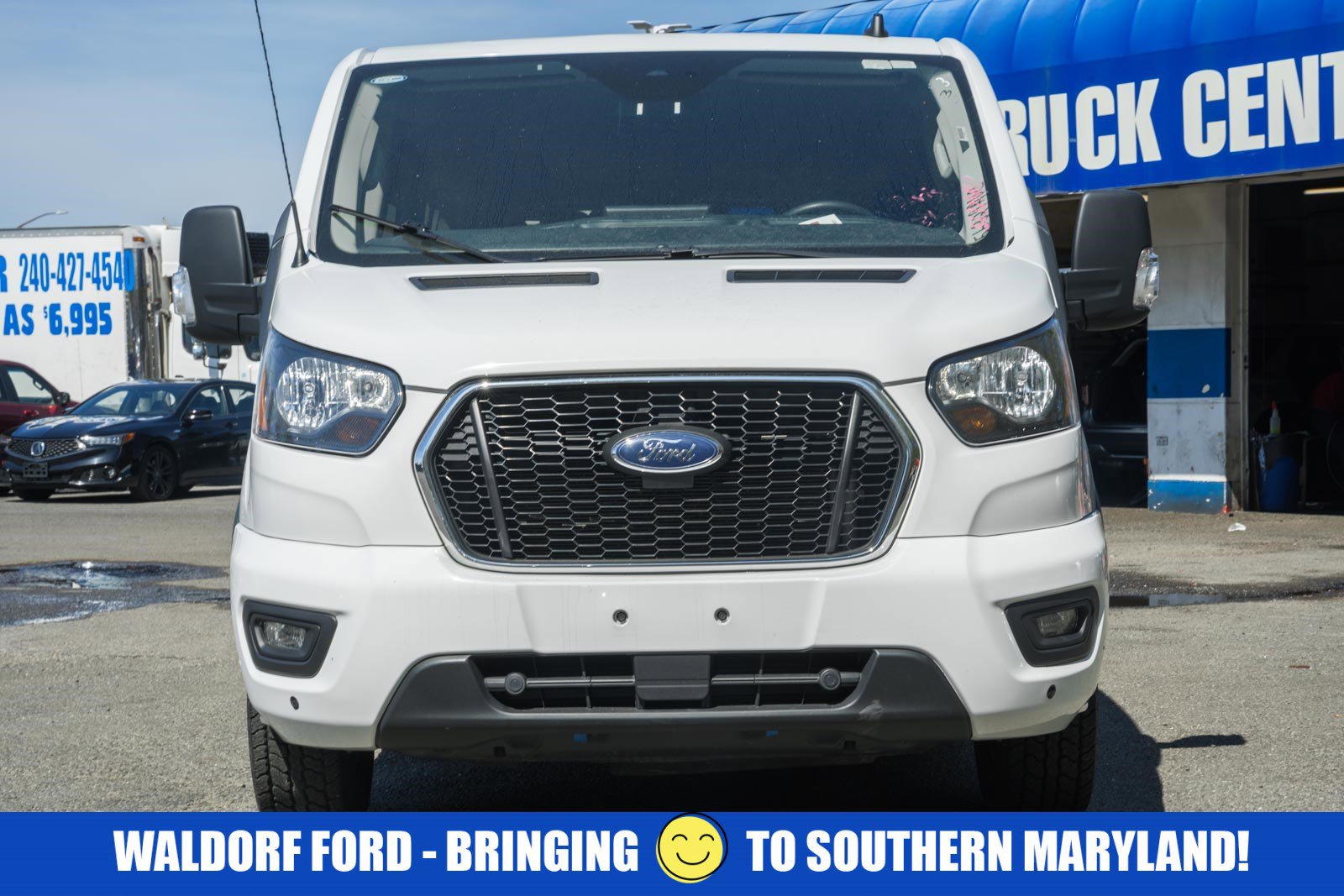 Used 2024 Ford Transit 350 XLT image 2